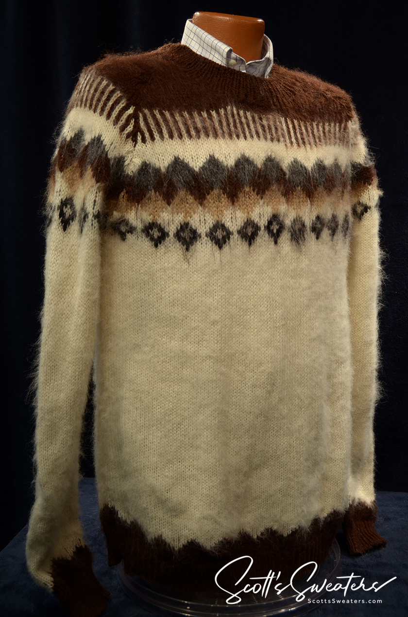 Men's soft alpaca white brushed crewneck sweater with dark brown and tan yoke, size large by Gamboa