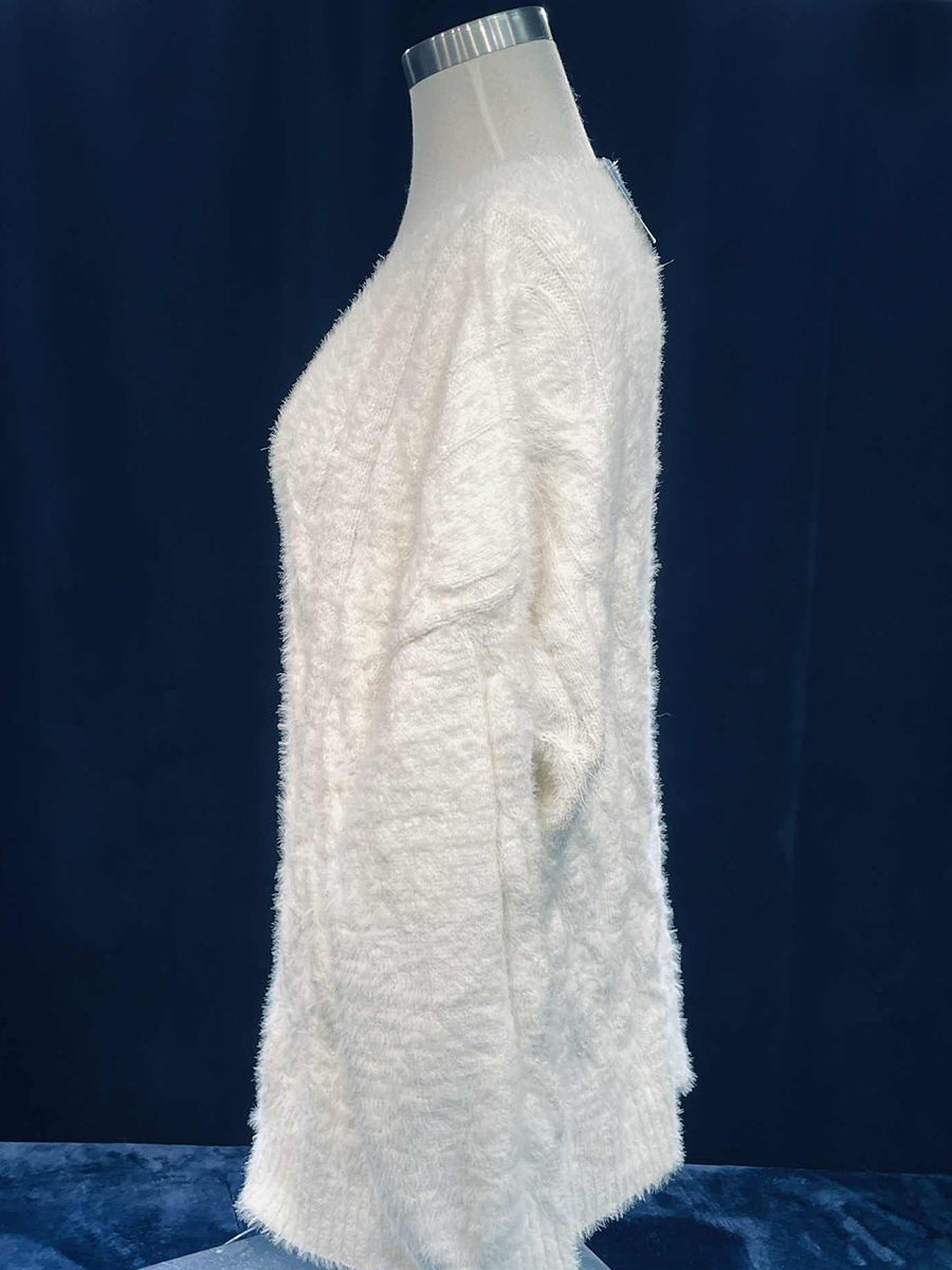 Comfortable women's sweater by Lucky Brand