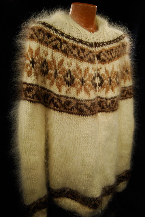 Handgestrickter Mohair-Kapuzenpullover mit Reißverschluss vorne