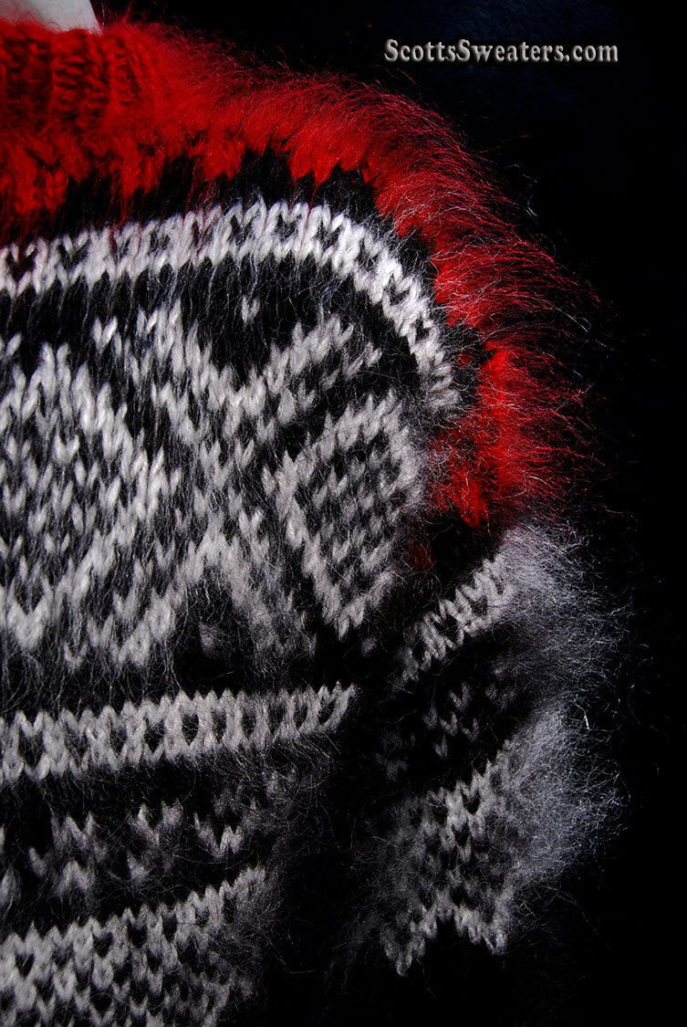 Schwarzer Mohair-Pullover mit Rundhalsausschnitt für Herren mit rot-weißem Design