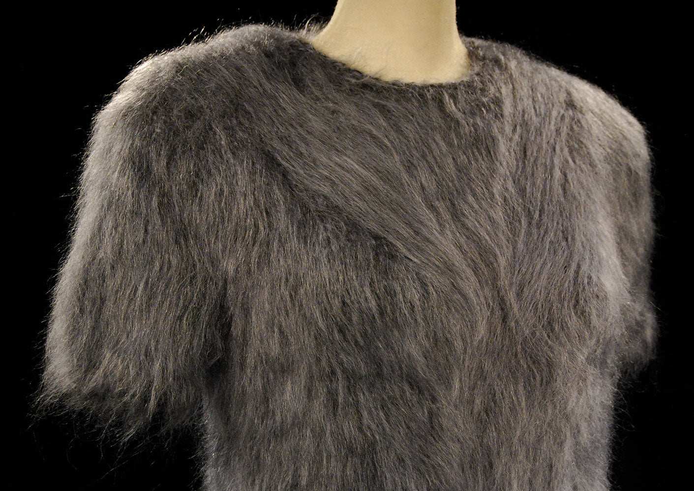 Woman's hand-knit gray mohair short-sleeve sweater by Scott's Sweaters medium to XL