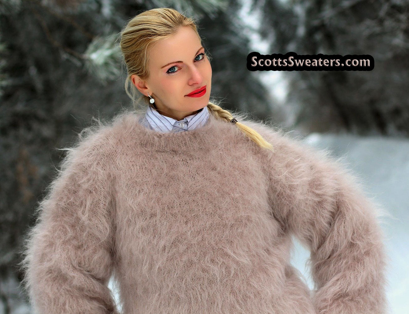 Handgestrickter beigefarbener Mohairpullover für Damen