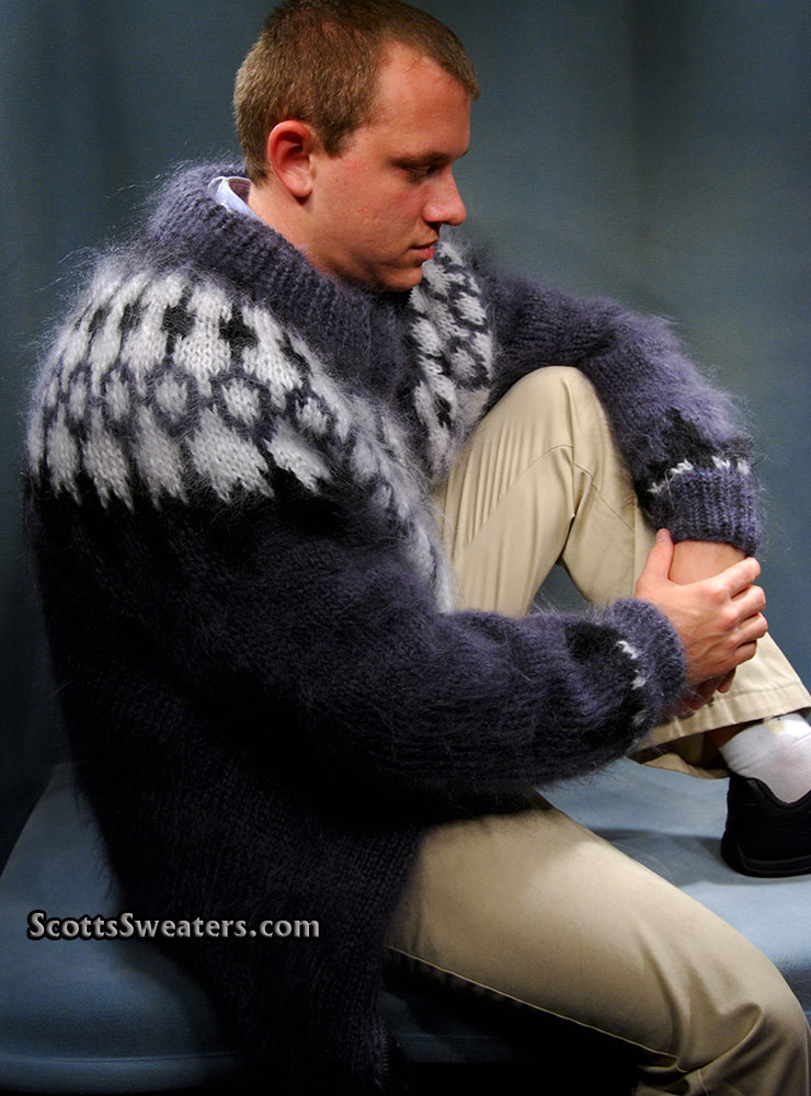 700-024 Men's Matching Twinset Mohair Sweater & Vest